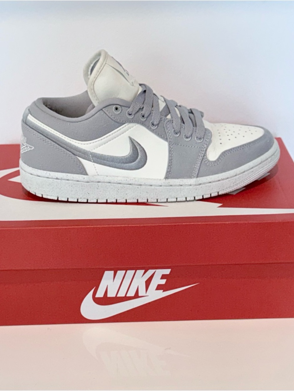 Nike Women's Air Jordan 1 Low SE Light Steel Grey Size 7.5 original box near new - Picture 9 of 12